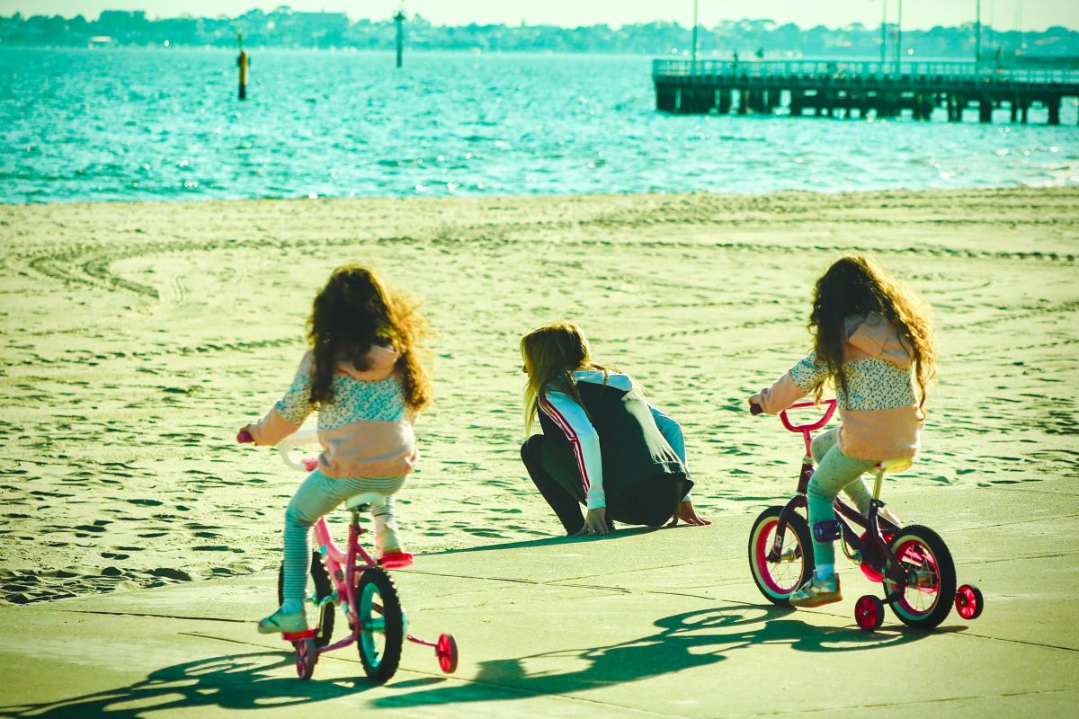 VIDEO I Kas sinu laps teab, kuidas rattaga ohutult liigelda?